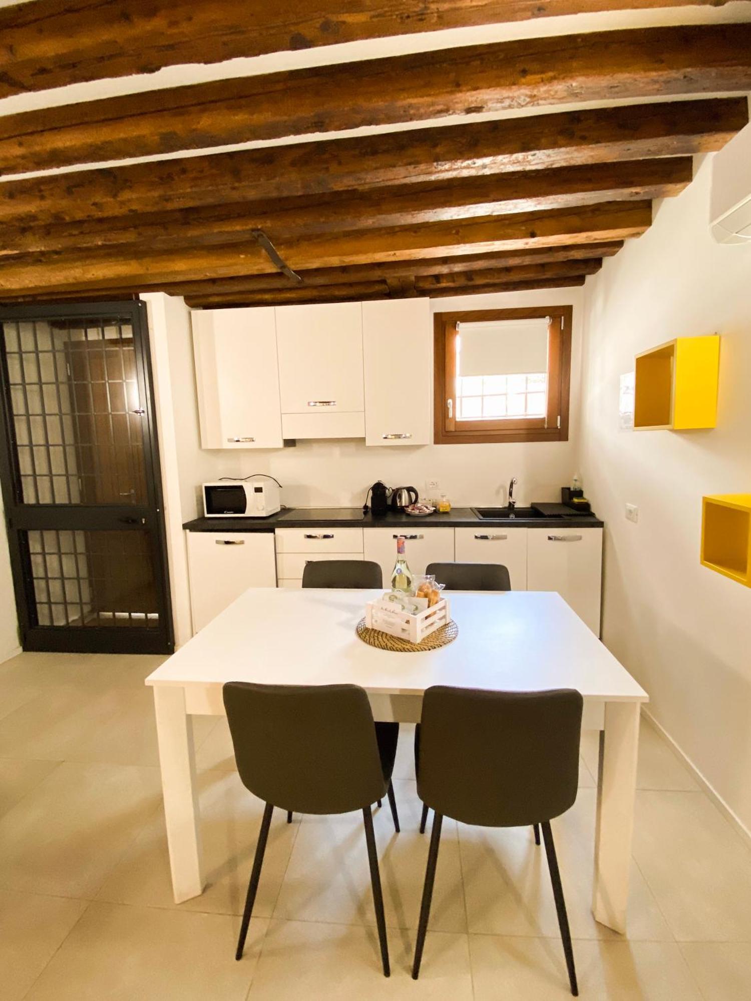 Isa Lovely Home In Veneza Exterior foto